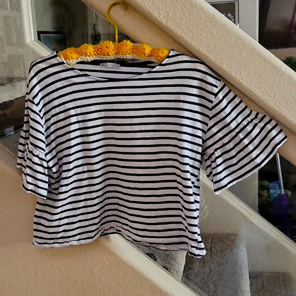 Zara crop shirt